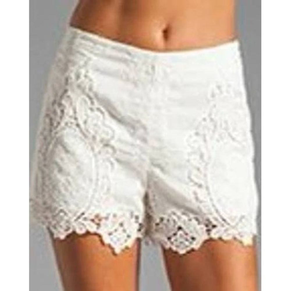 Dolce Vita lace shorts white lined sm 6 cute fall layering cottagecore feminine